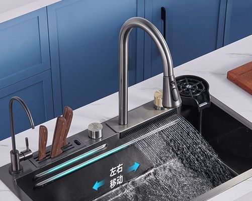 Grain 75*45 Plateforme à bol unique sous-montage SUS304 Evier de cuisine avec robinet de pluie pulvérisateur