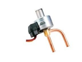 Pompe à chaleur tout en un domestique 75% source d'air 25% électricité 3 kW pour les besoins en eau chaude